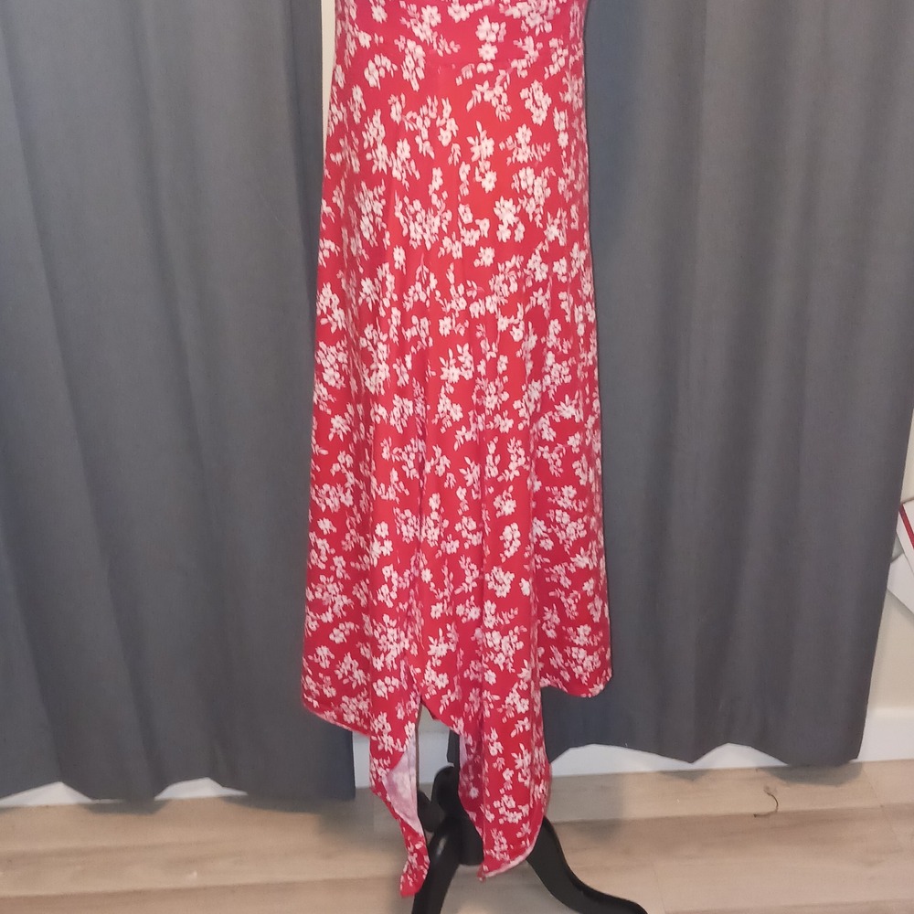 Red Floral Print Smocked Bodice Midi Tank Dress Asymmetrical Hankercheif Hem L - Picture 7 of 9